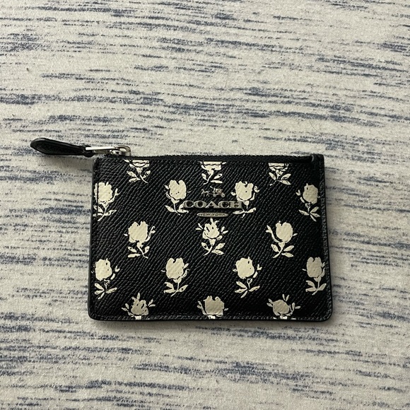 COACH ID Wallet Keychain - Picture 1 of 6